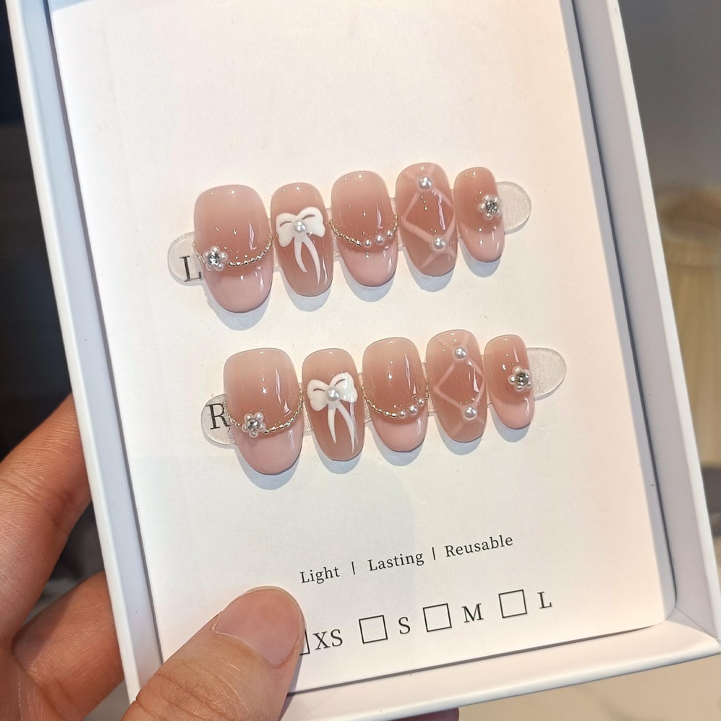 TENPAL French Tip Press on Nails Short Oval,Blush Pink Checkered Fake Nails with Hand-Painted 3D Pearl Bows,Ballerina Sweet False Nails Reusable Full Manicure Kit 10pcs Ballerina Sweet Nails(S)