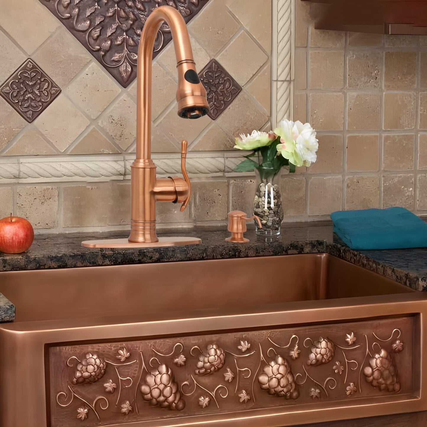 Akicon Copper Single-Hole Pull-Down Sprayer Copper Kitchen Sink Faucet Single Handle