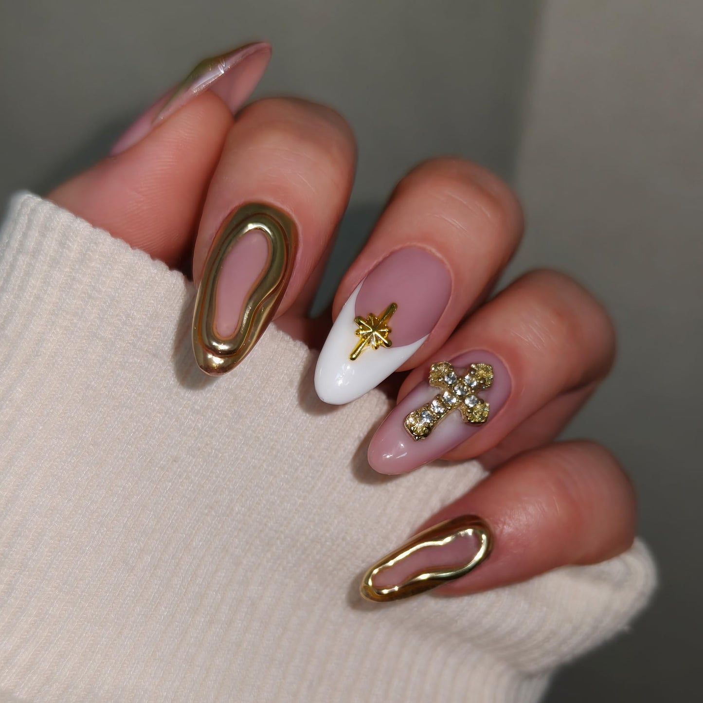 TENPAL 10Pcs Handmade Press On Nails Almond With Tools,Acrylic Icy Platinum French Tips Fake Nails with 3D Metal Cross,Glossy Y2K Blush Glitter Edgy Sweet Glue on Nails for Women,Gold French Nails(M)