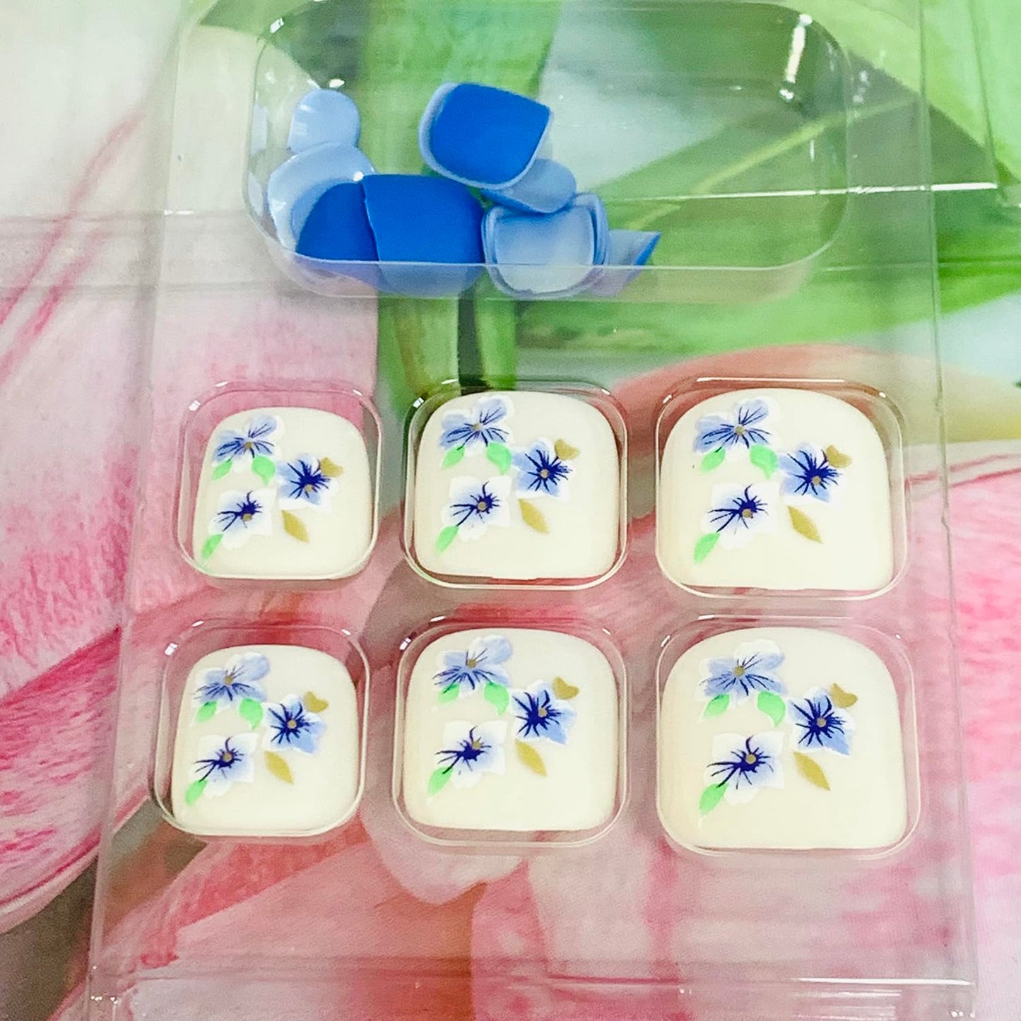 Vezocim Press on Toenails with Orchid Flower Designs, 24Pcs Blue Artificial Short Fake Toenails, Matte Full Cover Acrylic False Nails for Toe, Glue Toenails with Charm for Women Girls