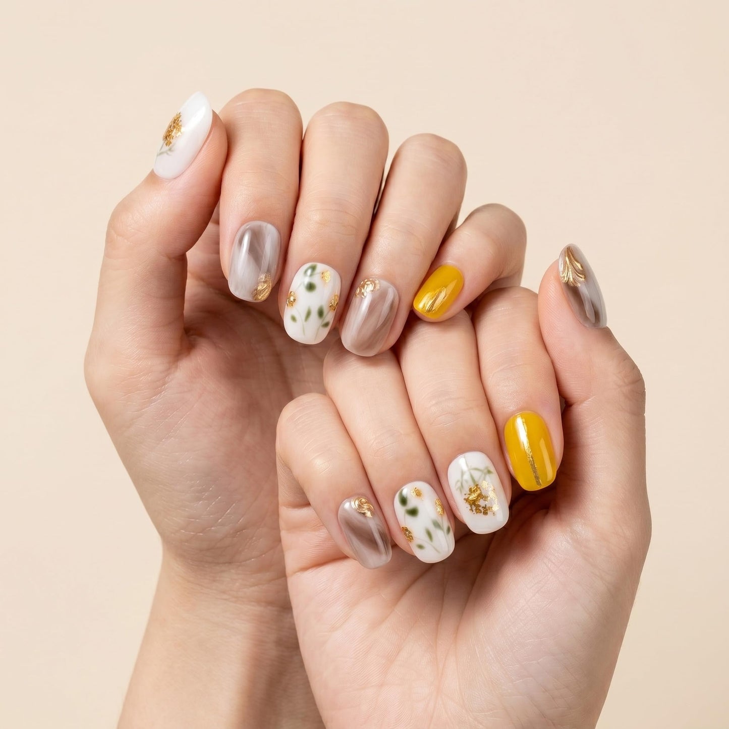 Sun&Beam Nails Handmade Press On Nail Short Round Hand-painted Golden Flowers Acrylic Fake Tip Design Art Charms Cute with Storage Box 10 Pcs (#005 S)