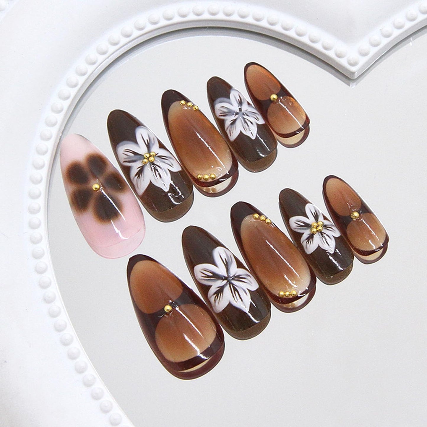 24Pcs Brown French Tip Press on Nails Medium Fake Nails 3D Gold Carved Beads Flower Design Glossy Full Cover Acrylic False Nail Glue on Artificial Nails Glossy Stick on Nail for Women Manicure Set