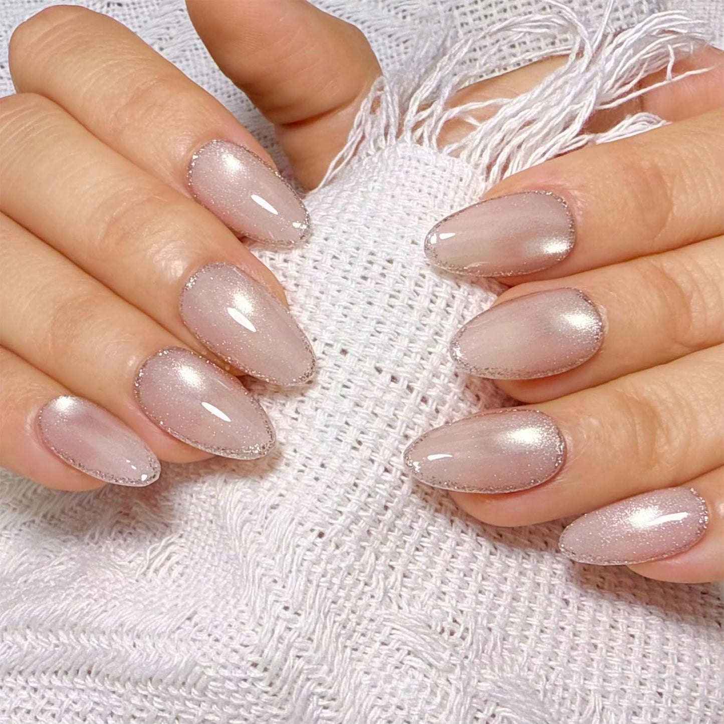 Short Almond Pink Cat Eye Fake Nails, with Glitter Line French,Handmade Press on Nails, with Glue Tabs - 10Pcs Nail Kit for Women and Girls,Stylish Design with Suitable for Wedding Party.﻿
