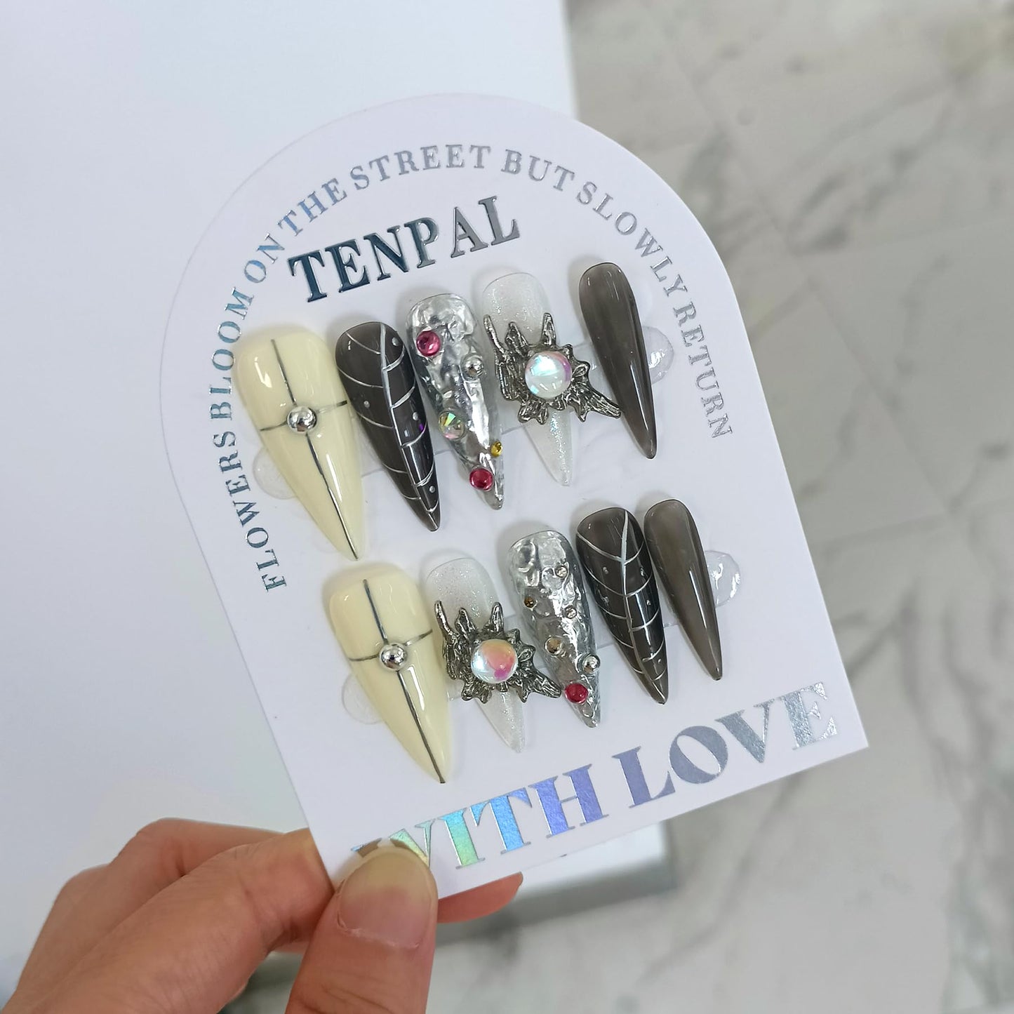TENPAL Gothic Black-Grey 3D Metallic Press on Nails Long Stiletto,Gems Chains Hand-Painted Fake Nails with Soft Gel,Halloween Party Vampire Nails,Edgy Rhinestone Y2K Nail Kit with Tools 10pcs(L)