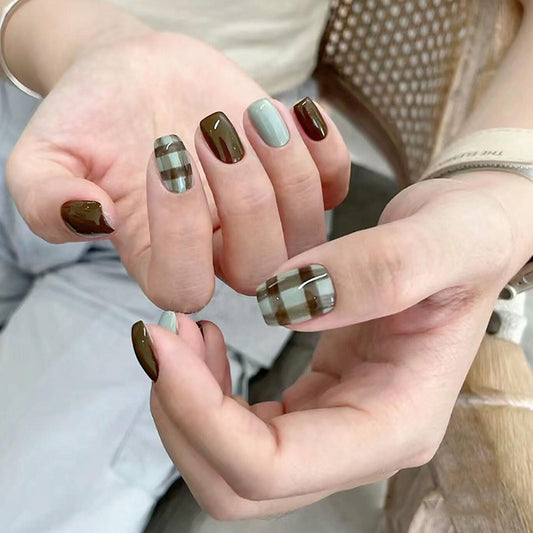 24Pcs Women Press on Nails Square Fake Nails Short Burgundy Nail Press ons Light Blue Glue on Nails with Lattice Lines Designs Winter Glossy Artificial Stick on Nails for Girls