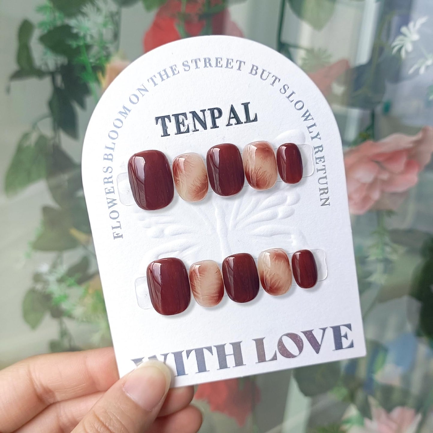 TENPAL Amber Caramel Blending Press on Nails Short Square Acrylic Nails Press Ons for Autumn and Winter Glossy Full Cover Brown Gel Fake Nails with Glue 10pcs/box Glue on Nails Short Daily Wear(XS)