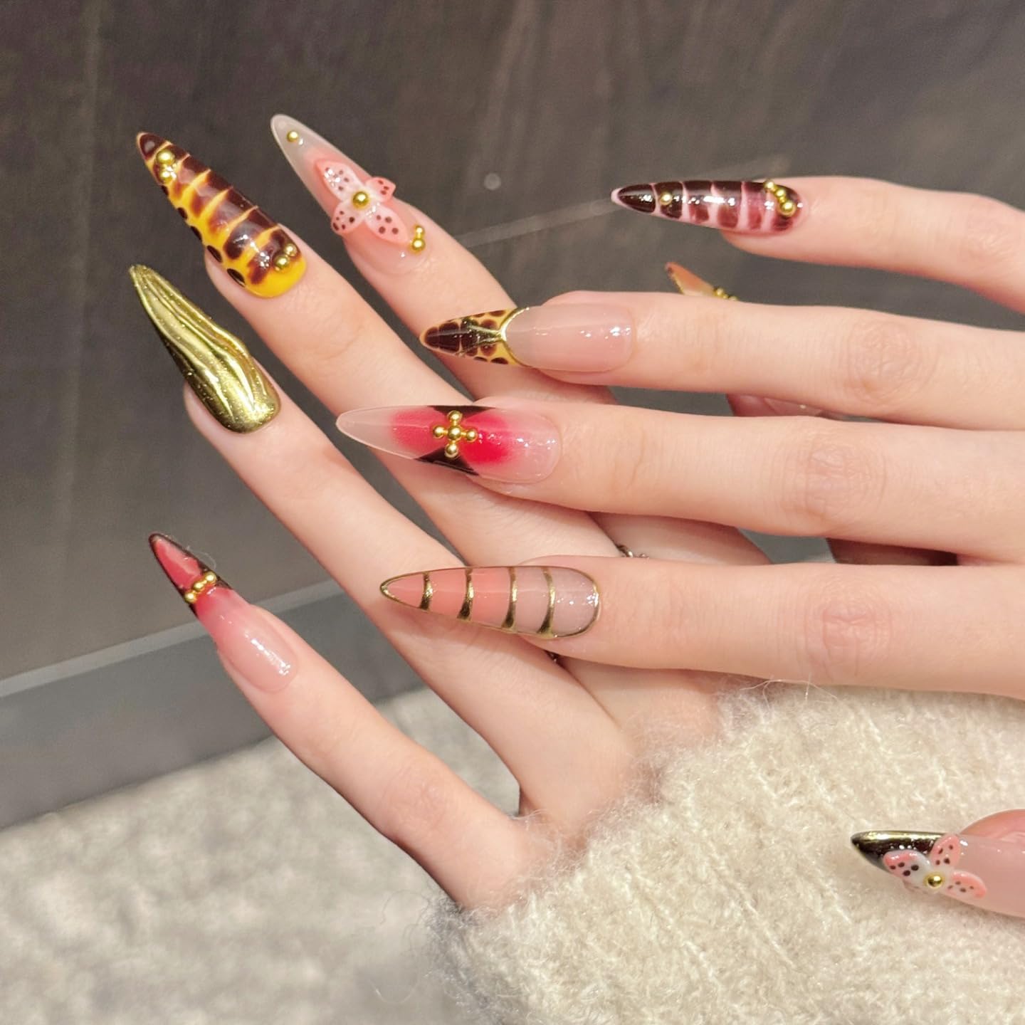 Long Press on Nails Handmade Almond Fake Nails French Tip False Nails 3D (S)