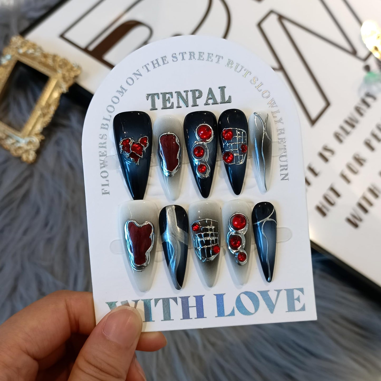 TENPAL Halloween Vampire Nails,Gothic Press On Nails Long Stiletto With Tools,Black Dark Ombre Fake Nails with Red Gems,10Pcs Hand-Painted Glossy Acrylic Glue on Nails for Women Parties Events(S)