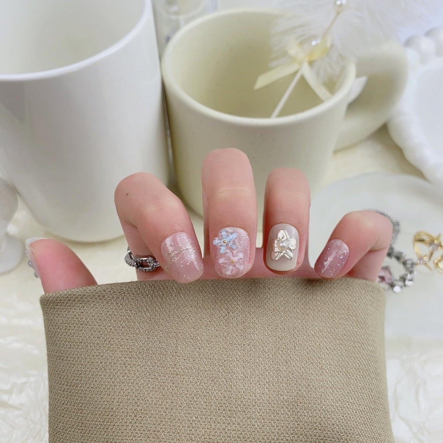 Handmade Press on Nails Flower Press on Nails Silver Sequin Pearl Designs Short Square Shaped Fake Nails Full Cover Artificial Acrylic Nails Sparkly False Nails Women Manicure Kit (Size M)