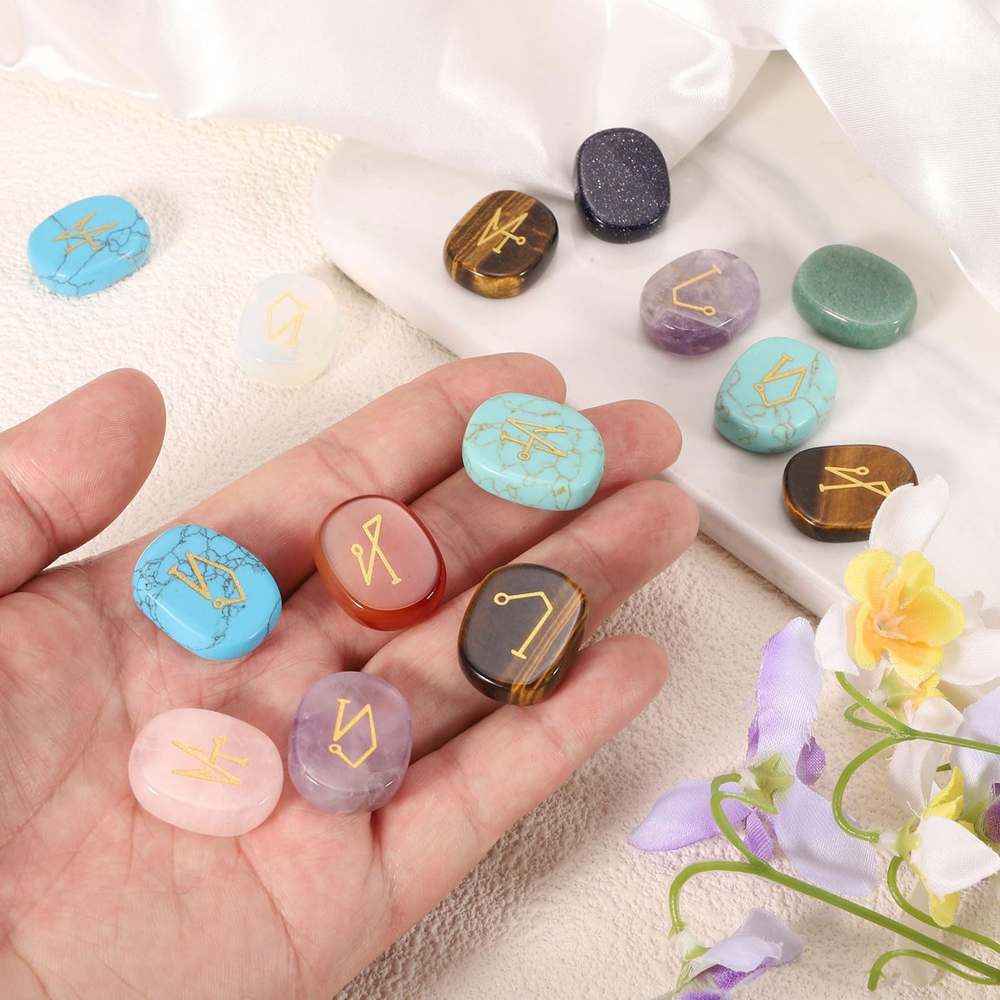 MECCANIXITY 4Pcs Engraved Chakra Stones with Reiki Symbols, Gold Sand Stone Reiki Healing Crystal Gemstone 7 Chakra Crystal Stones Tumbled Palm Stone for Anxiety Relieve