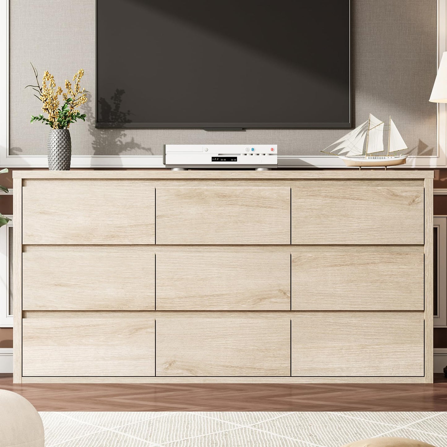 GarveeHome 9 Drawer Dresser for Bedroom, Wide Modern Chest of Drawers, Large Wood Dresser Wooden Storage Organizer for Living Room, Hallway Entryway