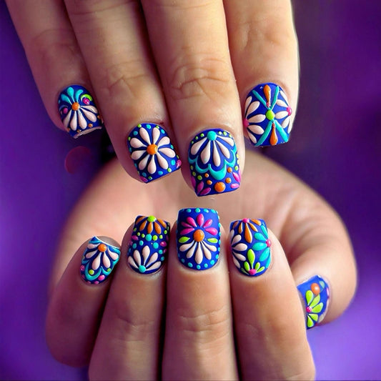 24Pcs 3D Flower Press on Nails Short, Square Fake Nails Press ons with Daisy Designs Blue False Nail Spring Summer Glue on Nail, Floral for Women Manicure Art Set