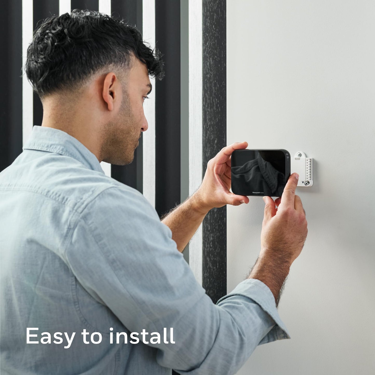 New Honeywell Home X8S WiFi Smart Thermostat with Video Doorbell Compatibility, IAQ Control, and Customizable Touchscreen Display, Black