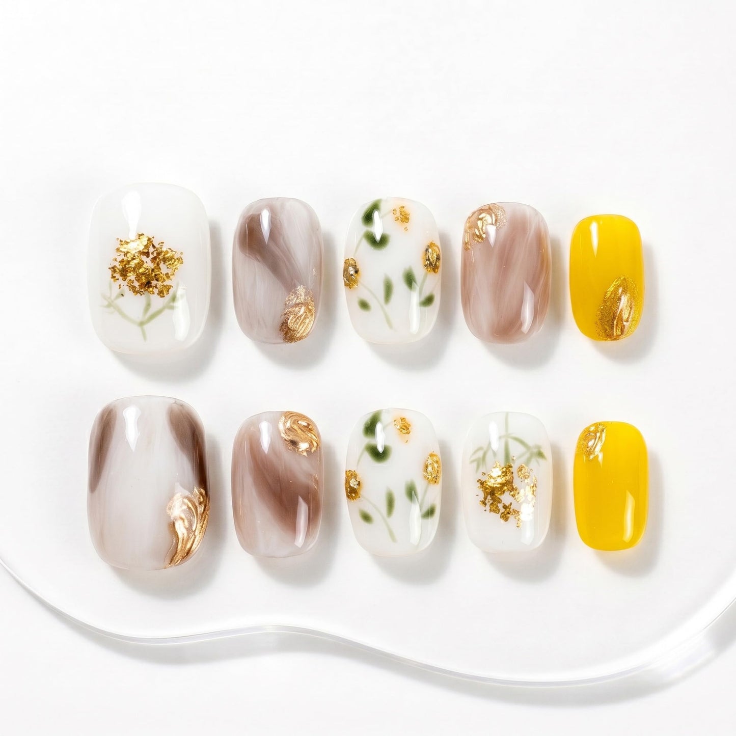 Sun&Beam Nails Handmade Press On Nail Short Round Hand-painted Golden Flowers Acrylic Fake Tip Design Art Charms Cute with Storage Box 10 Pcs (#005 XS)