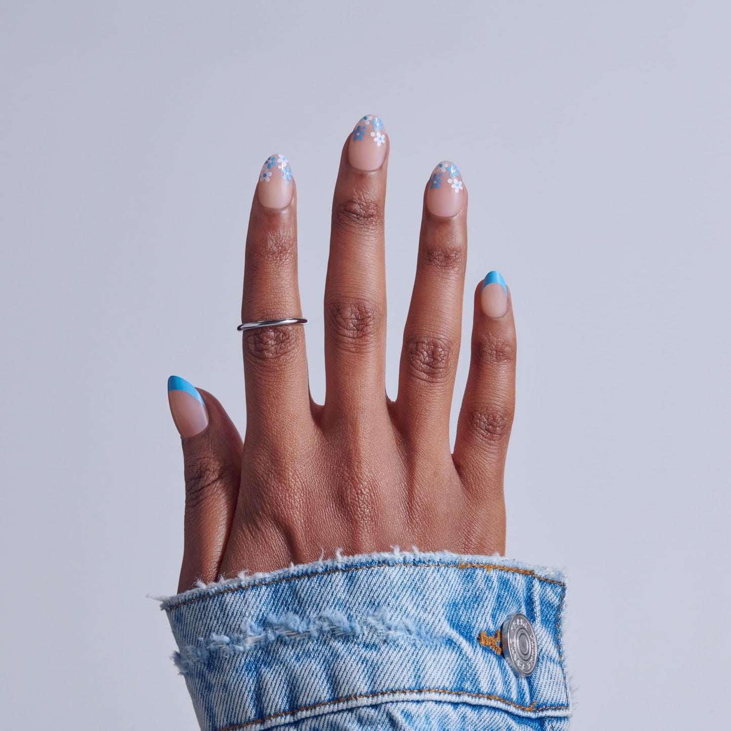 Kiss Core, Press On Nails, Nail glue included, 'Tune', Blue, Short Size, Almond Shape, Includes 32 Nails, 2g Glue, 1 Manicure Stick, 1 Mini File