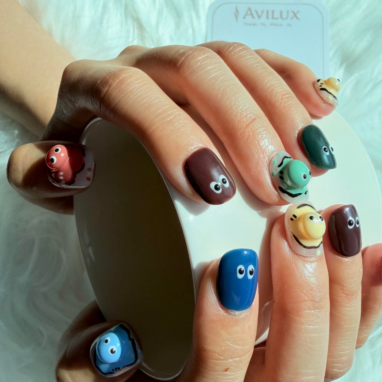 Avilux Press On Nails – Handmade, Reusable, 3D Designer Nail Art, 10Pcs Fake Nails for Women and Girls, Perfect for Holidays, Parties & Gifts (Funny Eggy Faces, Medium)