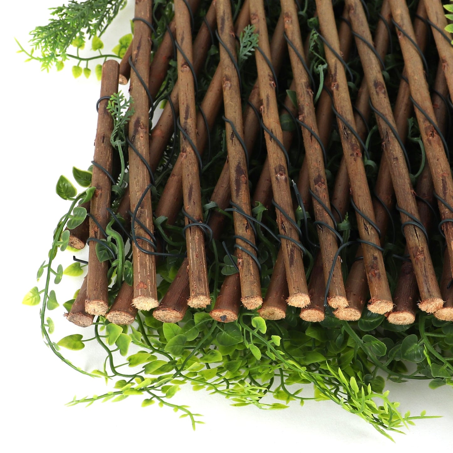 3rd Street Inn™ Leaf Trellis - Bamboo Greenery Panel - Boxwood and Ivy Privacy Fence Substitute - DIY Flexible Fencing (1, Juniper)