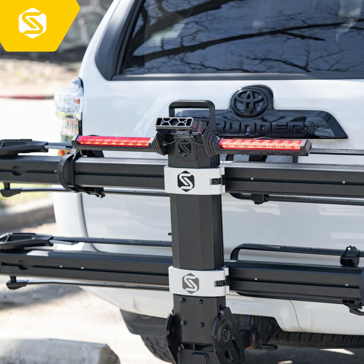SARIS Modular Hitch System Bike Rack Accessory, MHS Light KIT Add-on Attachment | DOT Compliant Full Brake, Turn Signal, and Hazard Light functionality.