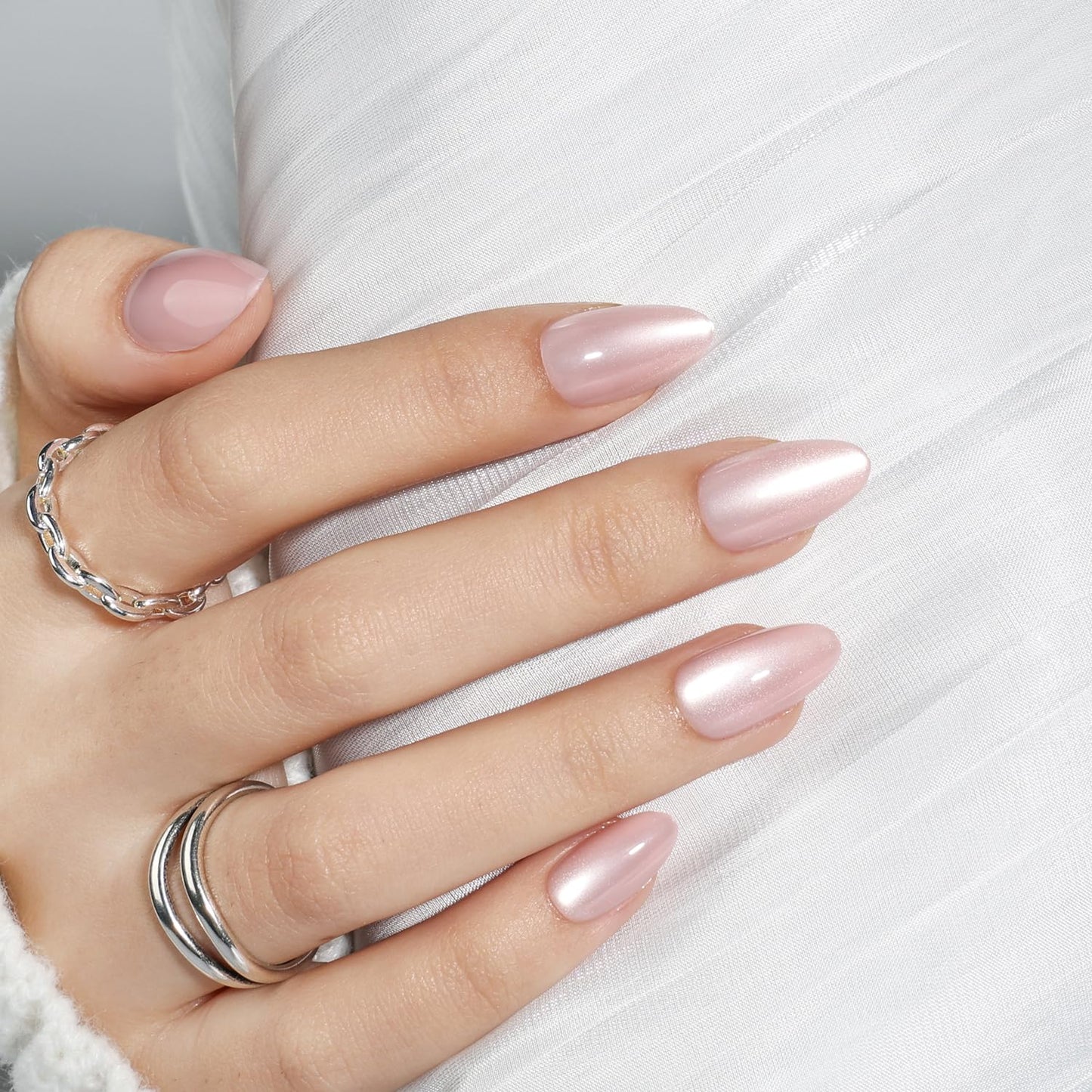 Leefrei Cat Eye Press On Nails - Glazed Soft Pink Press On Nails Short Almond Nails Press Ons for Women Fake Nails with Glue, Glossy Reusable Glue on Nail in 16 Sizes - 32pcs, Petal Pink