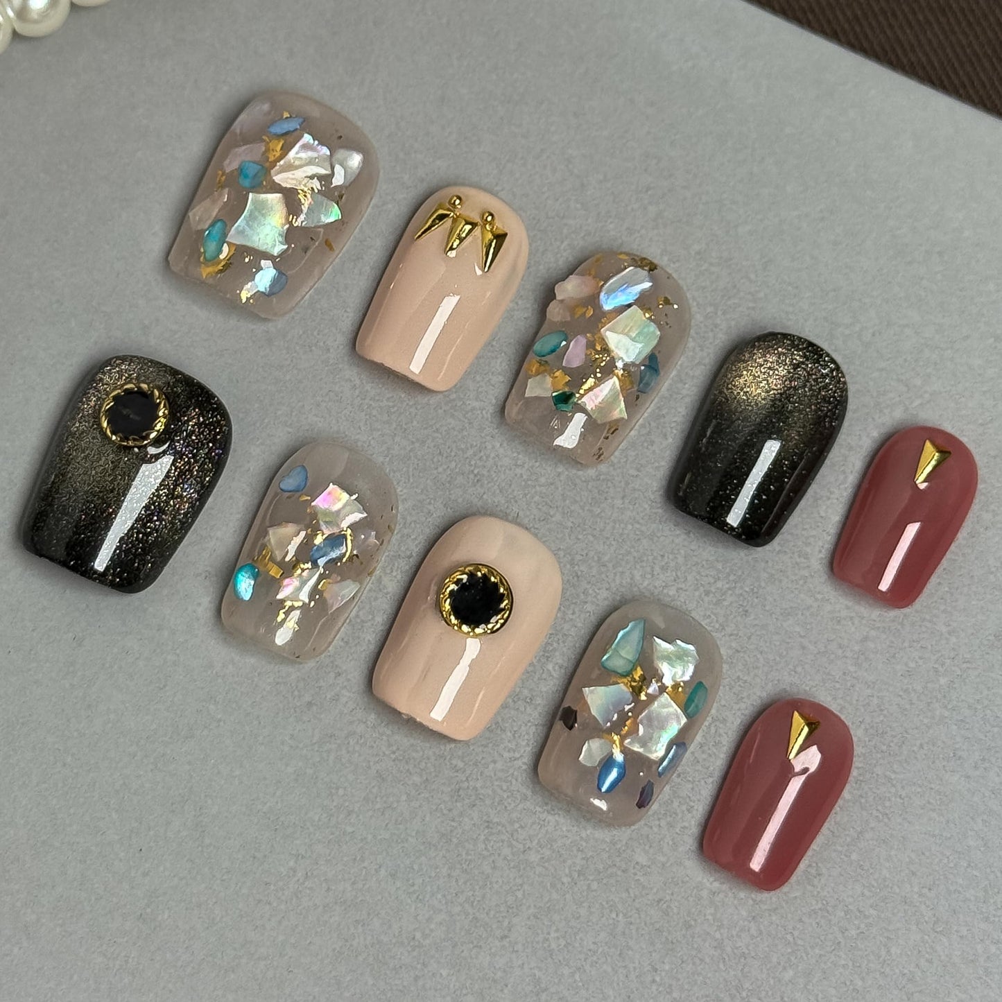 Midnight Gem 10PCS Press On Nails Set, Black-to-Gold Gradient & Mixed Design Glam Fake Nails, Acrylic/UV Gel Luxury Gem Press-Ons for Women, Fall Winter Neutral Glam Nail Kit (Multicolor, S)