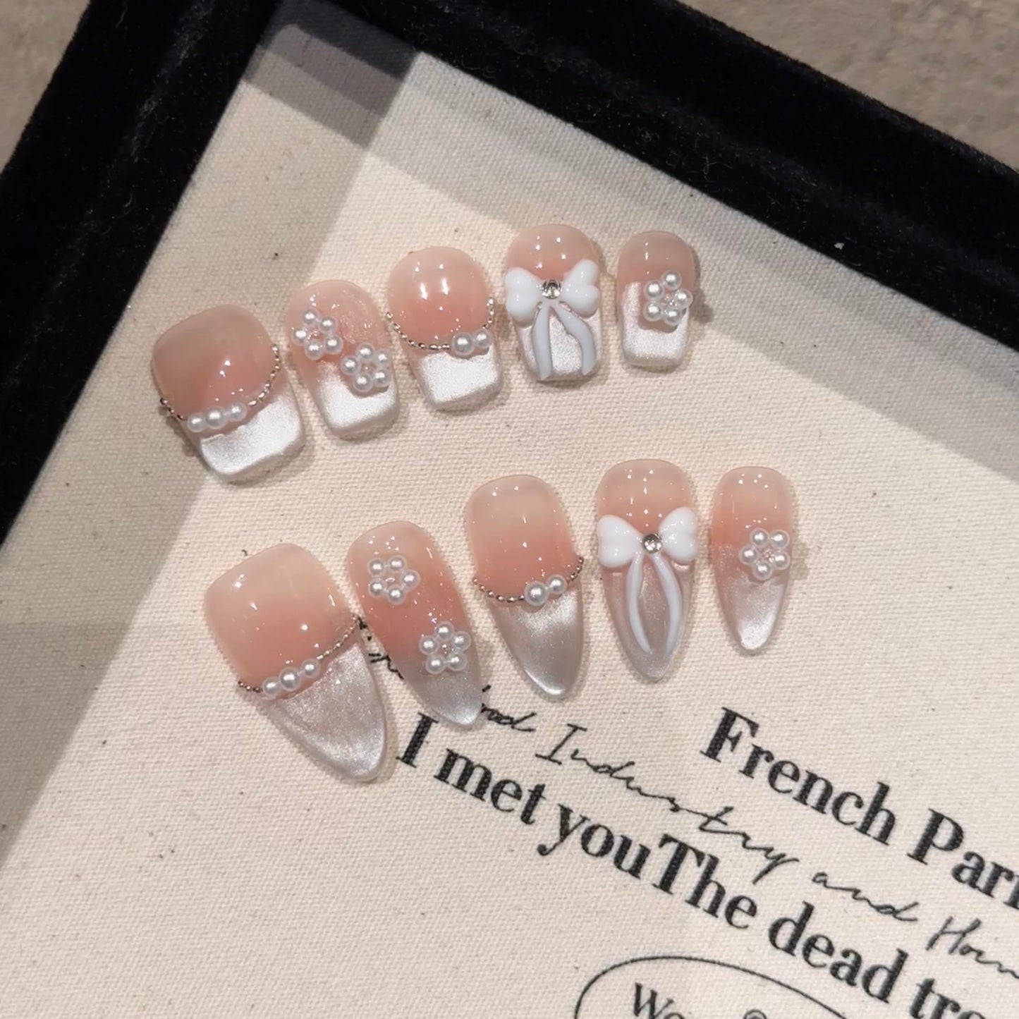 10PCS Luxury Handmade Press On Nails Nude Gradient Cat's Eye with Pearl Bow & Sparkling Rhinestones for Wedding & Party Reusable Almond Fake Nails Design Gift For Women and Girls (251101, S)