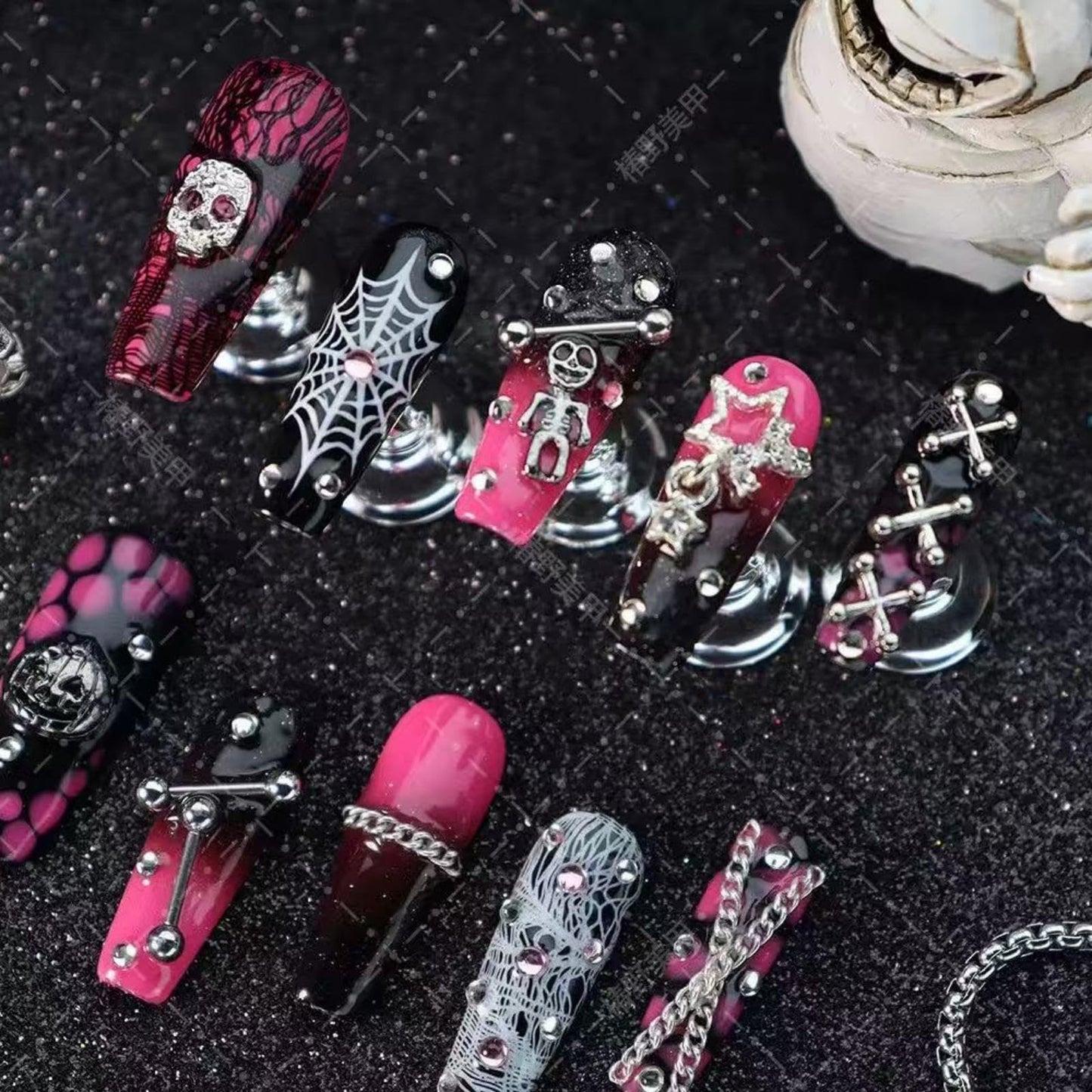 Handmade Press on Nails Halloween Nail Press ons Long Coffin Fake Nails with Pumpkin Skeleton Star Charms Design Ombre Black Pink False Nails Reusable Halloween Handmade Nail for Women Size L
