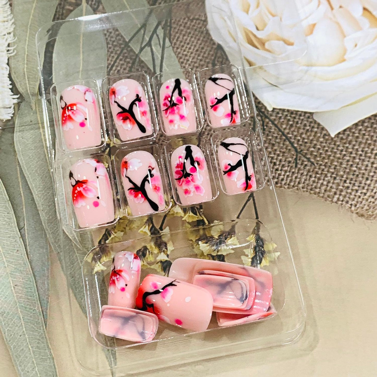 FIEONCIY Press on Nails Short Square Shaped Glossy Full Cover Acrylic Short Length Square False Nails with Designs Artificial Square Fake Nails Glue Stick ons Fingernails for Women Girls(BKS3092)