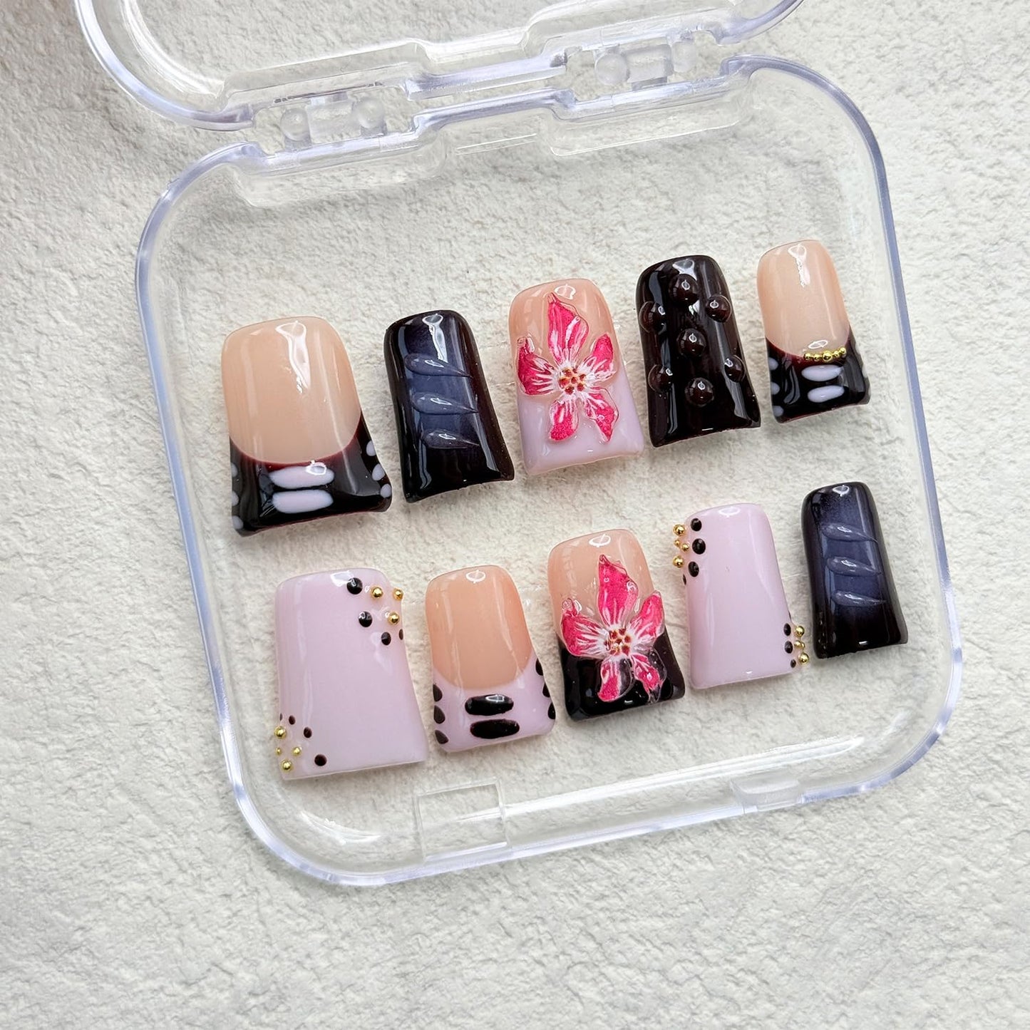 10 Pcs Handmade Duck Press on Nails 3D Art Flower Fake Nails with Golden Pearl Design Reusable Artificial Acrylic False Nail for Women Girls DIY（Size M)
