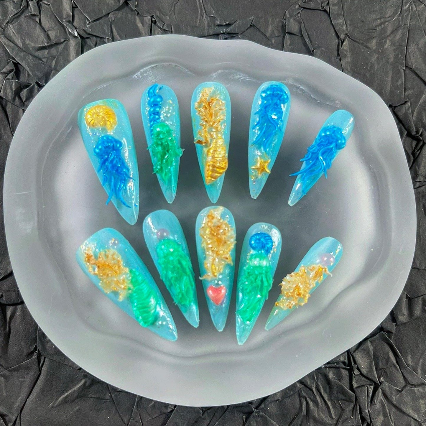 Press on Nails Handmade Nails 10Pcs Fresh Style Hand Embossed Blue Manual Press on Nails for Women Party Holiday Photo 33mm Long Size S