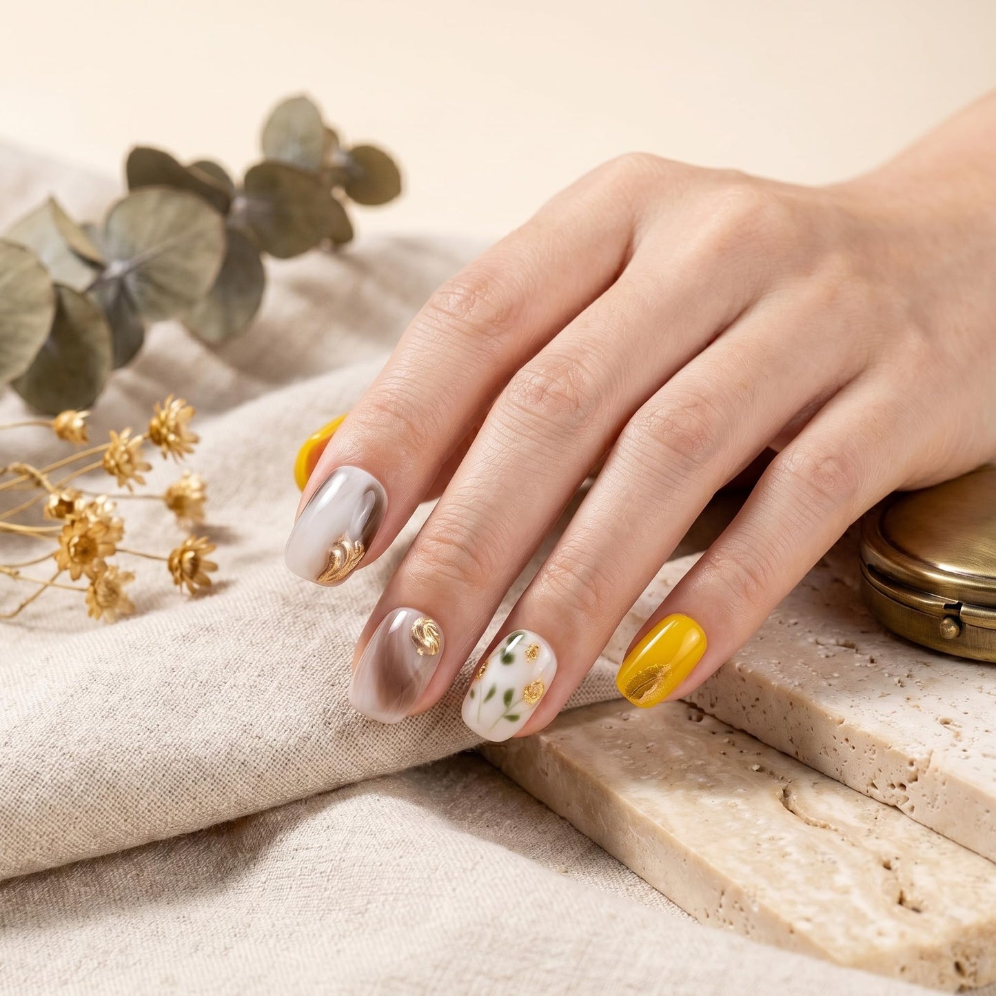 Sun&Beam Nails Handmade Press On Nail Short Round Hand-painted Golden Flowers Acrylic Fake Tip Design Art Charms Cute with Storage Box 10 Pcs (#005 XS)