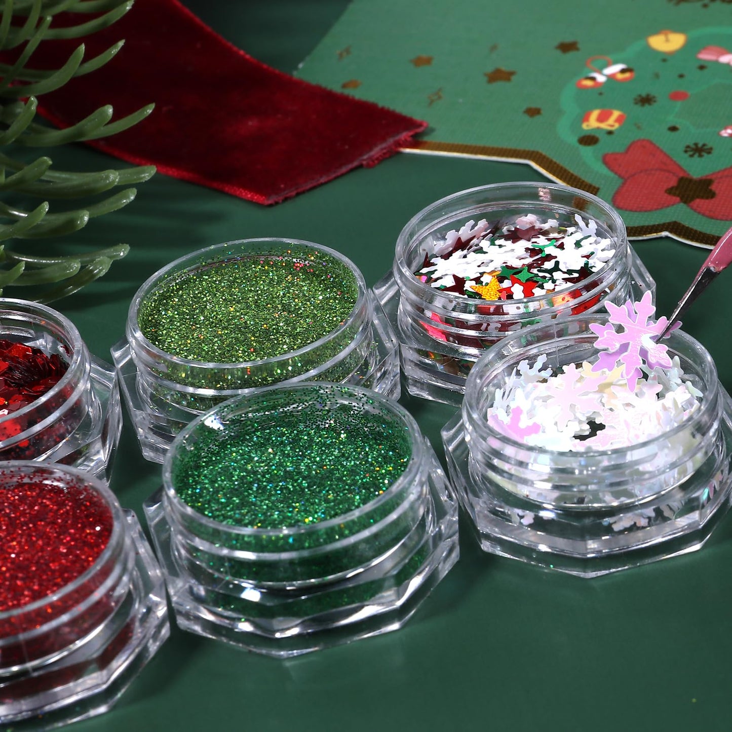 Christmas Nail Art Glitter Sequins 12 Boxes Winter Snowflake Nail Glitter Flakes Holographic Fine Glitter Powder Dipping Pigment Green Red Gold Foils Xmas Sugar Nail Design for Acrylic Nails Supplies