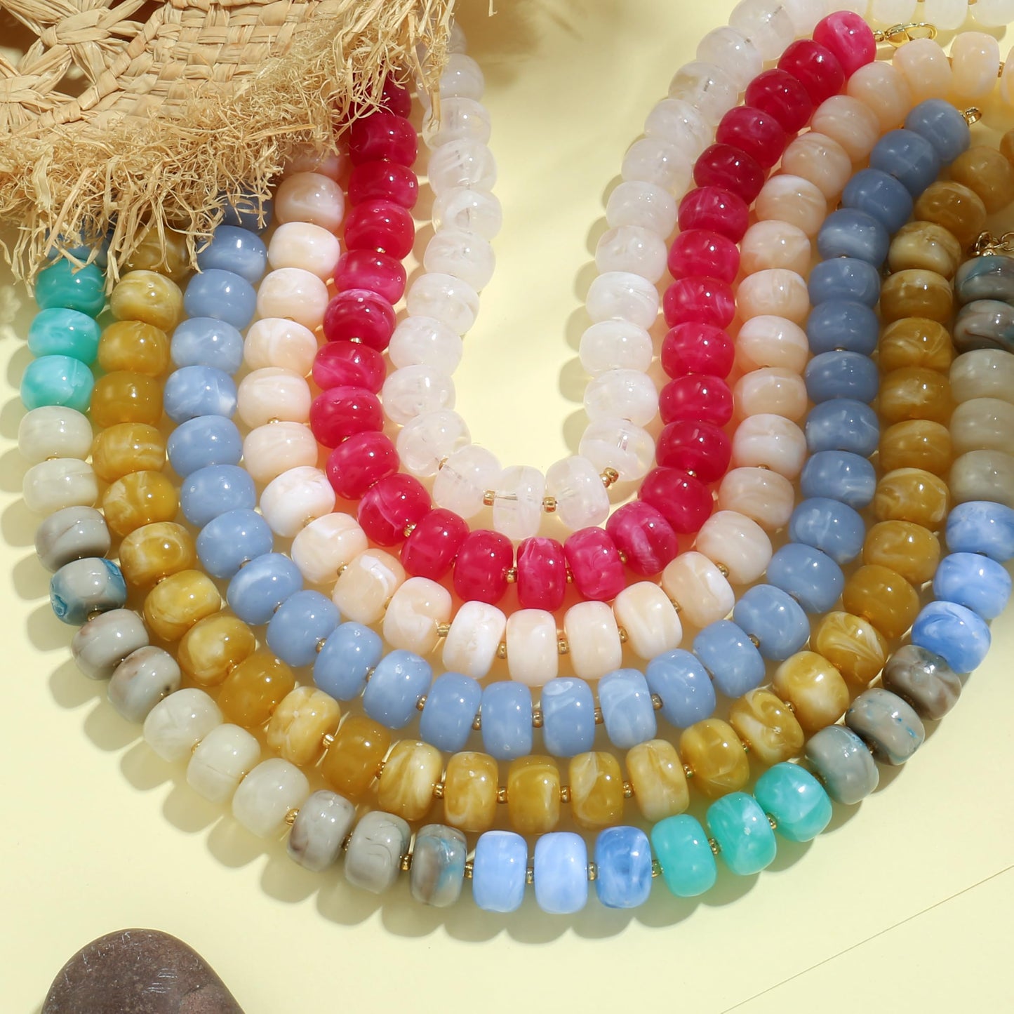 Badu Orange Chunky Beaded Necklace for Women,Acrylic Bead Choker Statement Necklace Cute Trendy Necklaces Jewelry Gifts