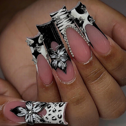 Octoswave Square Press on Nails Medium Fake Nails French Artificial Nail 3D Flowers and Rhinestones Stick on Nail for Women 24pcs