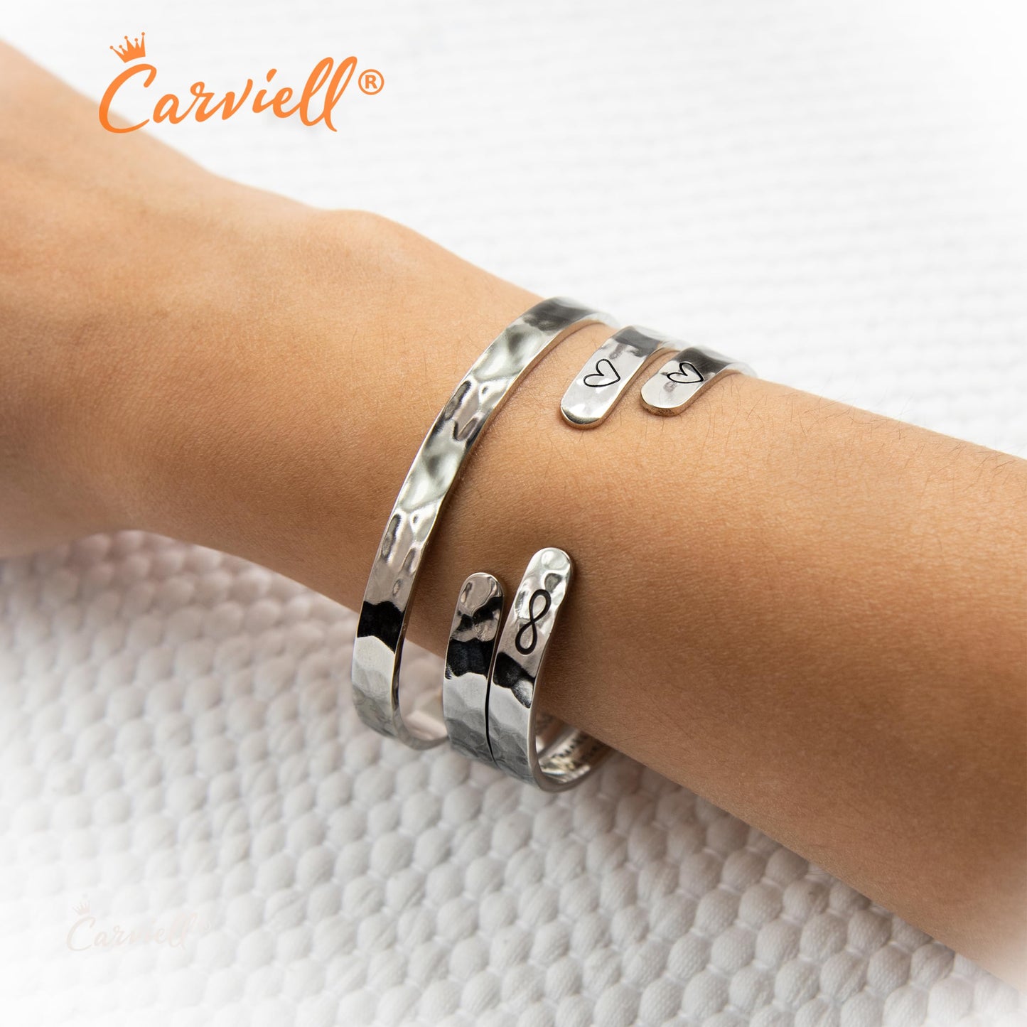 Carviell Aunt Niece Bracelet – “Side by Side or Miles Apart” Engraved Cuff, Aunt and Niece Jewelry, Meaningful Gift for Women, Birthday, Christmas, Long Distance Relationship Silver Bangle