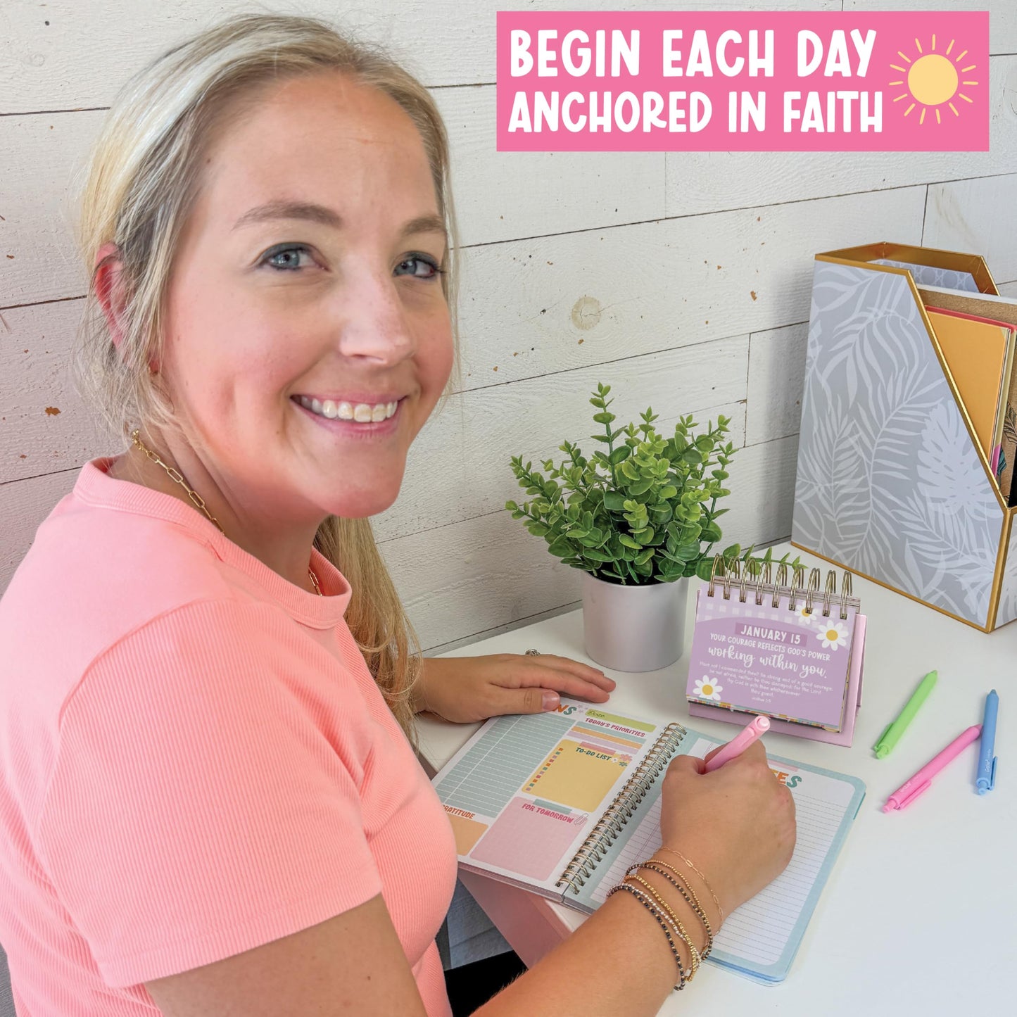 Daily Bible Verse Desk Flip Calendar 2026 - Daily Scripture Flip Calendar, Inspirational Desk Calendars 2026, Christian Perpetual Calendars, Motivational Quotes for Desks, Christian Graduation Gifts