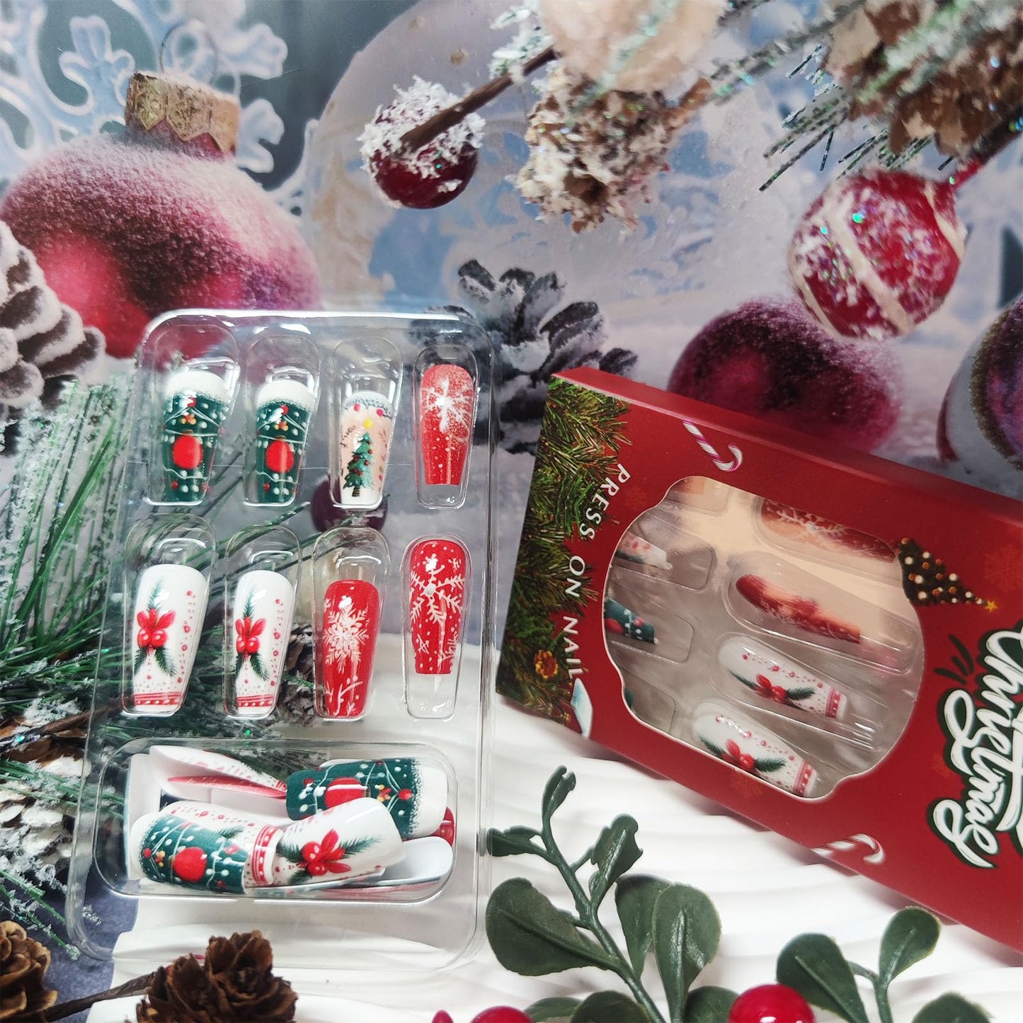 Christmas Press on Nails Christmas Tree Gel Glue on Nail 24Pcs Xmas Bell Medium Coffin False Nails Glossy White Snowflake Acrylic Fake Nail Holly Stick on Fingernails for Women Xmas Gift