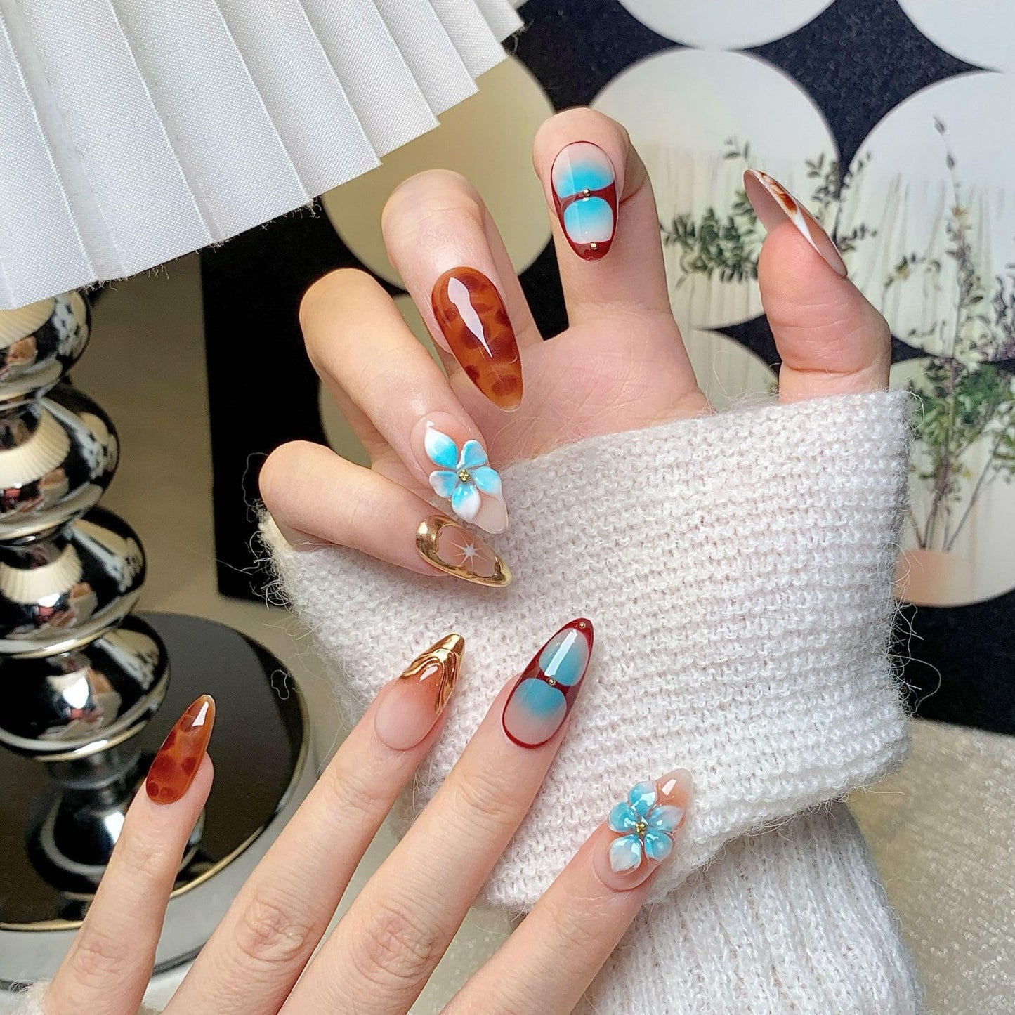 Medium Press on Nails Almond - Handmade Fake Nails with Flower Gold Line Deisgn - Ombre Brown False Nails Fall Nails Press ons for Women - (Size L)