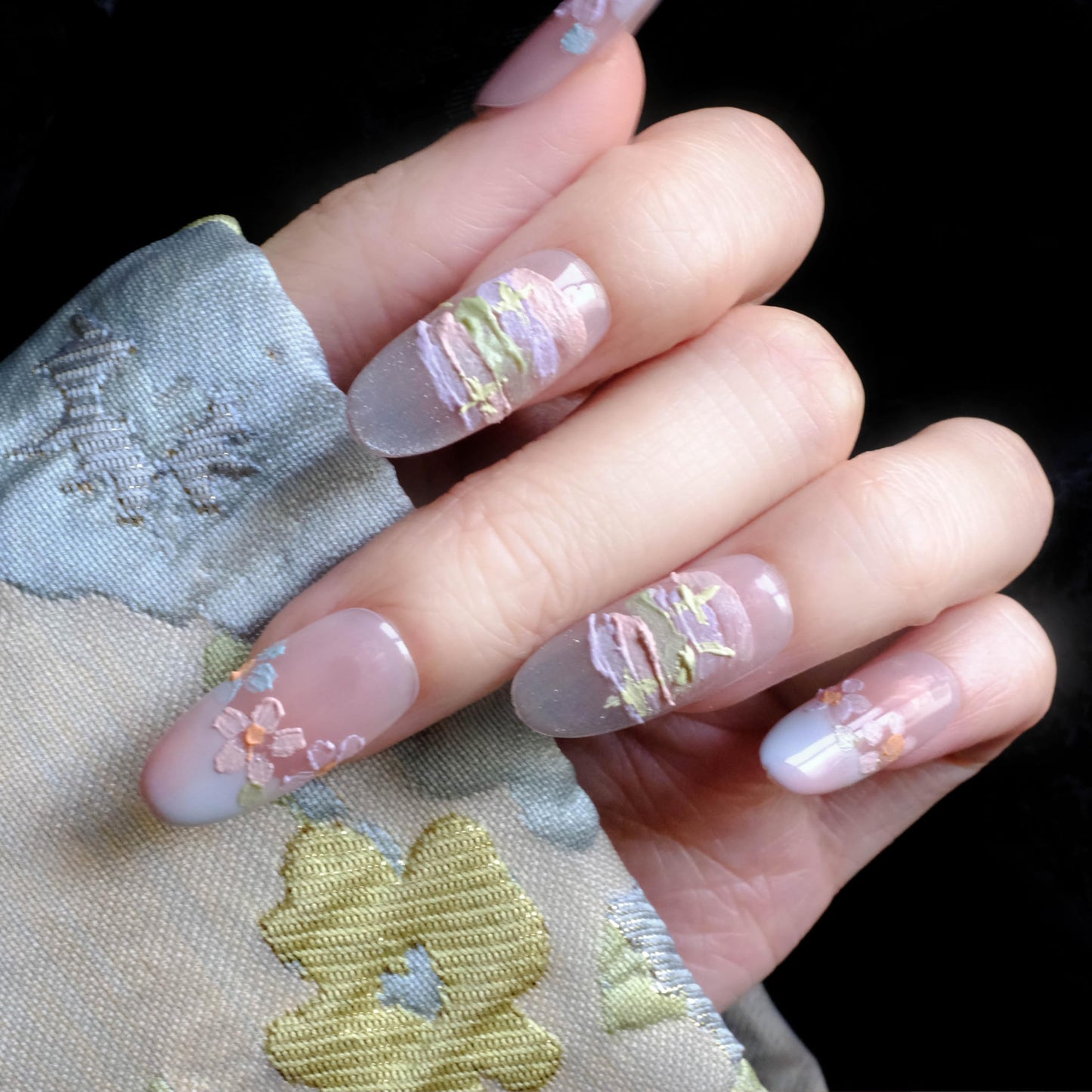 [GLORS] Purly Handmade Almond Press on Nails | Oil Painting Style Flower in White and Nude French Tip Nails, 10 Pieces (Medium, Almond)