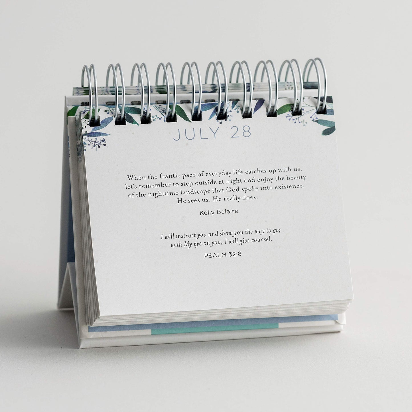 DaySpring - A Moment To Breathe: 366 Devotional Thoughts That Meet You in Your Everyday Mess: An Inspirational DaySpring DayBrightener - Perpetual Calendar, 1.5" x 5.5" x 5.5" (90857)