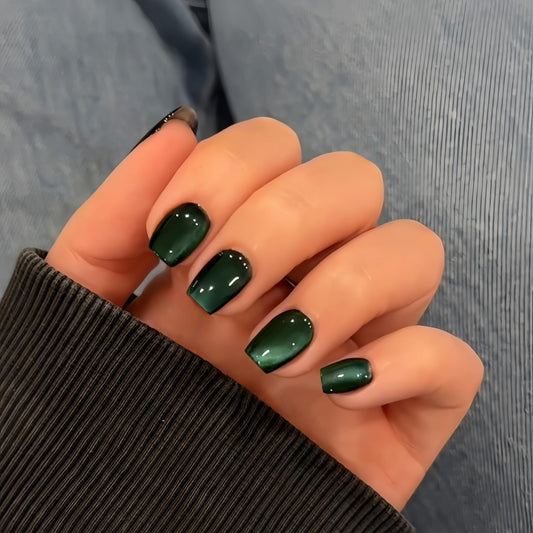 KQueenest Emerald Green Cat Eye Press on Nails Short, 30 Pcs Chrome Press on Nails Square, Sparkly Glitter Black Fake Nails Press on Short, Reusable Soft Gel Glue on Nails for Women, Gothic Design