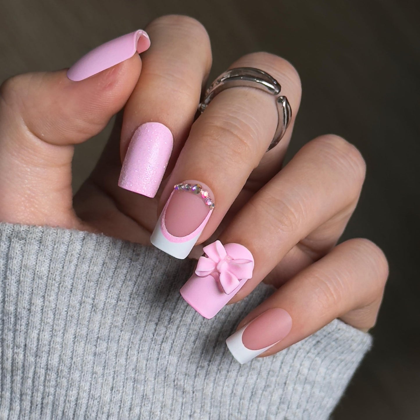 CurvLife Press On Nails – 30Pcs Soft Gel Fake Nails, Reusable Glue On Nail Kit with Adhesive Tabs, Natural Fit & Salon-Quality for Women & Girls (Pink Fairy)
