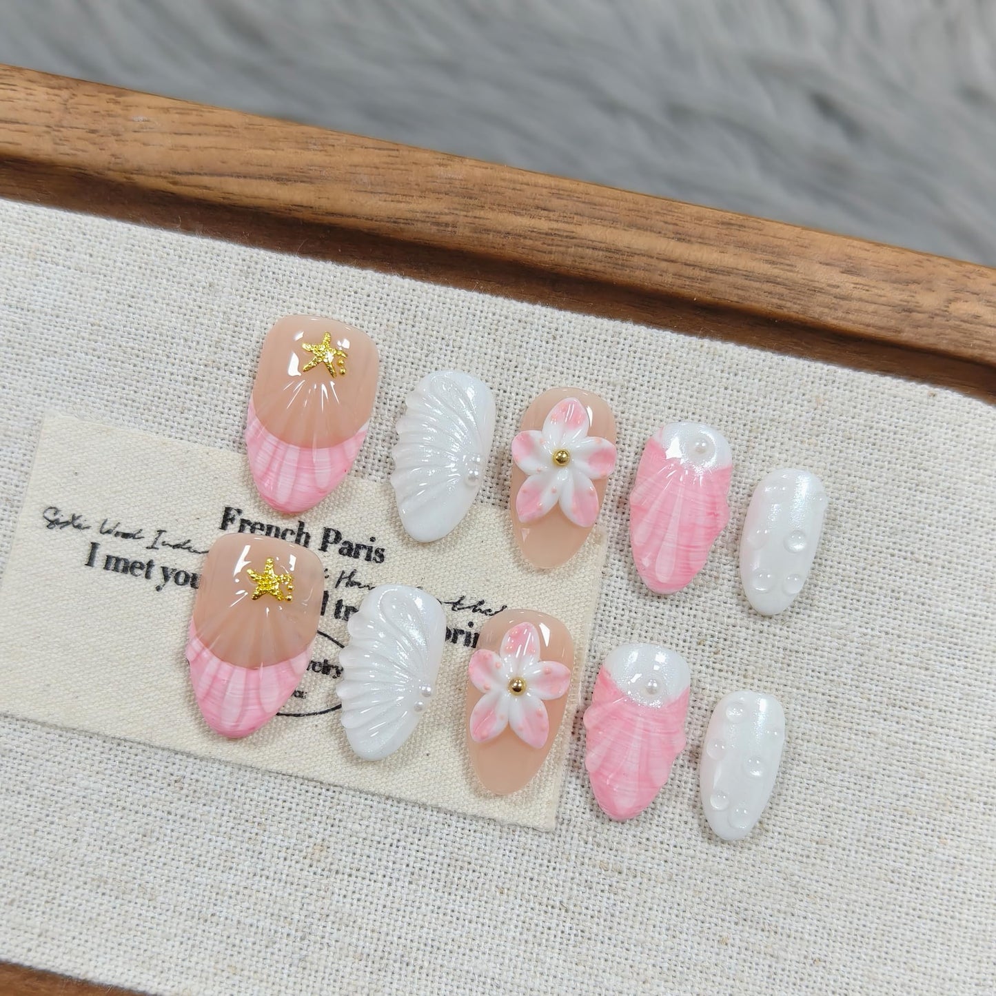 TENPAL Mermaid Press on Nails - Pink French Tips with 3D Shell & Pearl, Summer Floral & Handmade, Reusable Short Oval False Nails for Daily Glam(S)