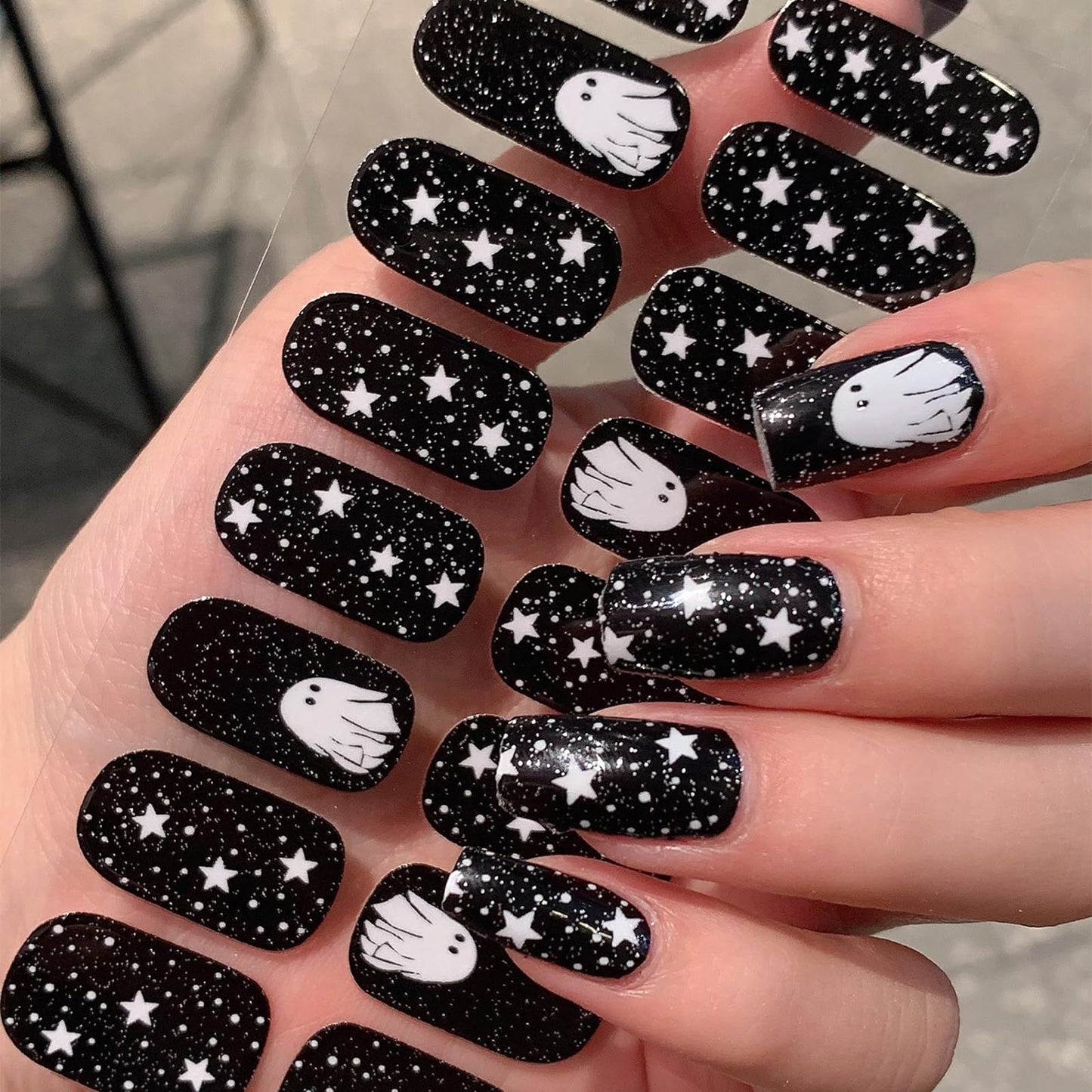 6 Sheets Halloween Nail Stickers Self-Adhesive with Glitter Pumpkin Bat False Nails Spider Skull Pattern Halloween Nail Stickers Women Girls Nail Art Decoration