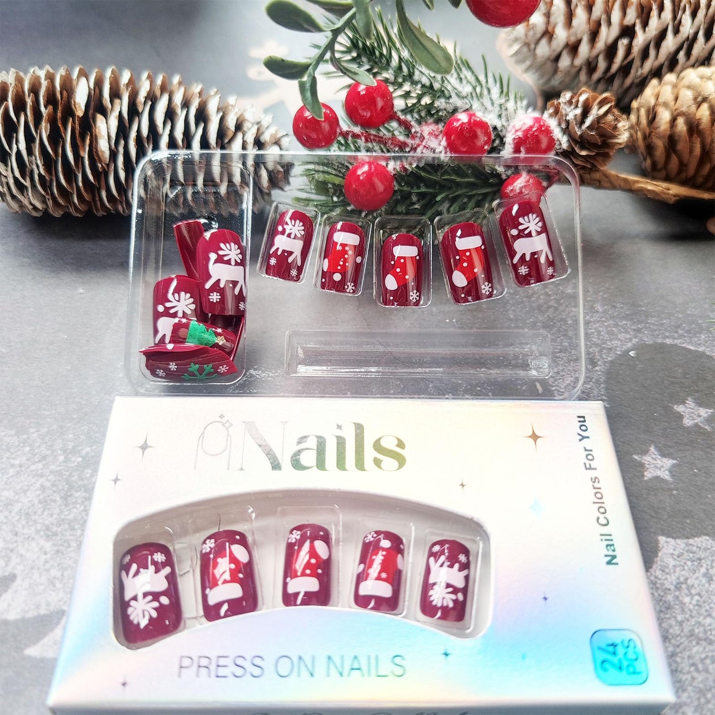 Christmas Stocking Press on Nails Christmas Medium Square False Nails 24Pcs Snowflake Gel Glue on Nail Xmas Tree Stick on Fingernails Glossy Gold Glitter Elk Acrylic Fake Nail for Women Xmas Gift