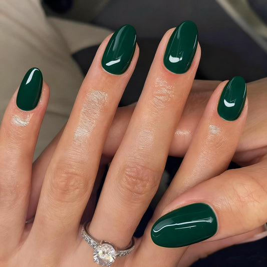 KQueenest Upgrade Thick Acrylic Press on Nails Short Oval, Dark Green Nails Press on Medium Round, Forest Green Fake Nails for Women Winter Wear, Natural Fit Glue on Nails Short Almond in 24 Pcs