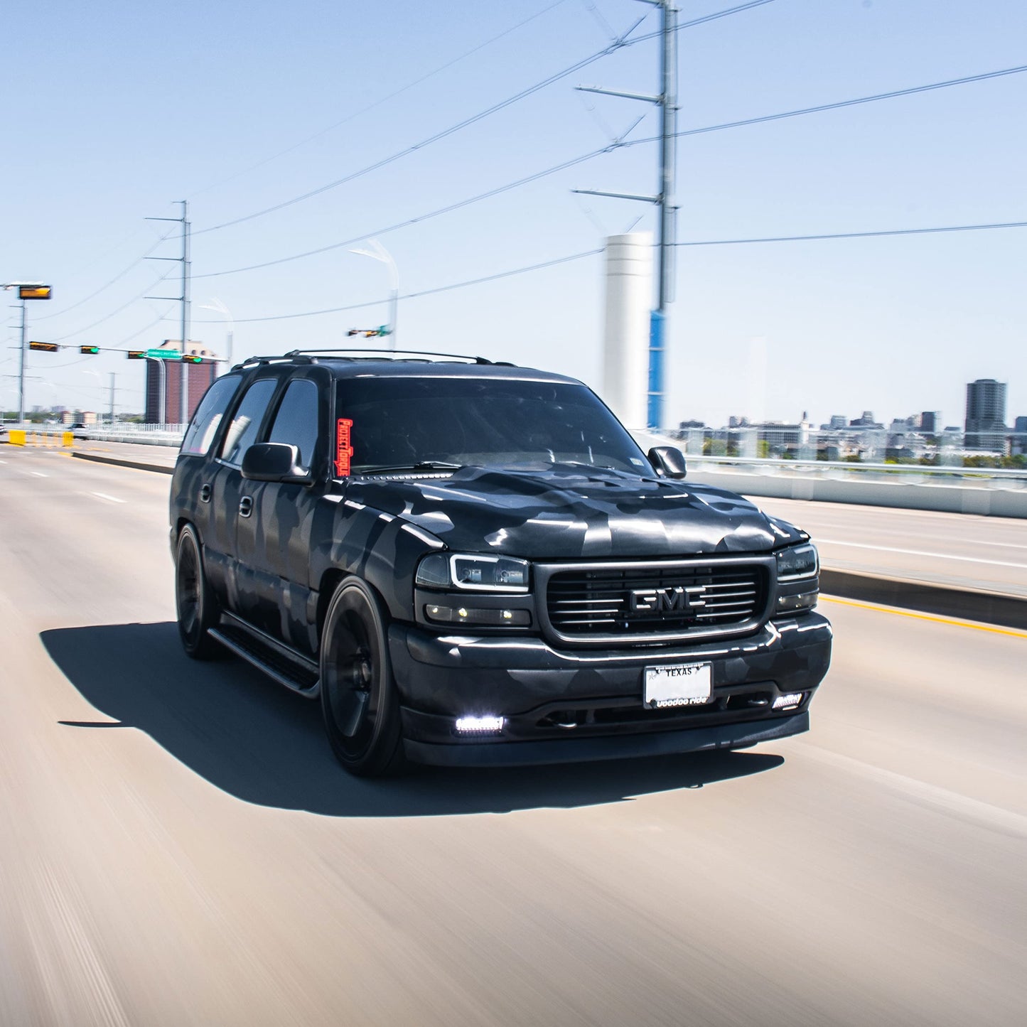 VViViD+ 2020 Edition Black Stealth Large Sized Pattern Camouflage Vinyl Car Wrap Roll (100ft x 5ft) Self Adhesive Film Air Release Technology, Scratch Resistance, Protective Liner, Bubble-Free