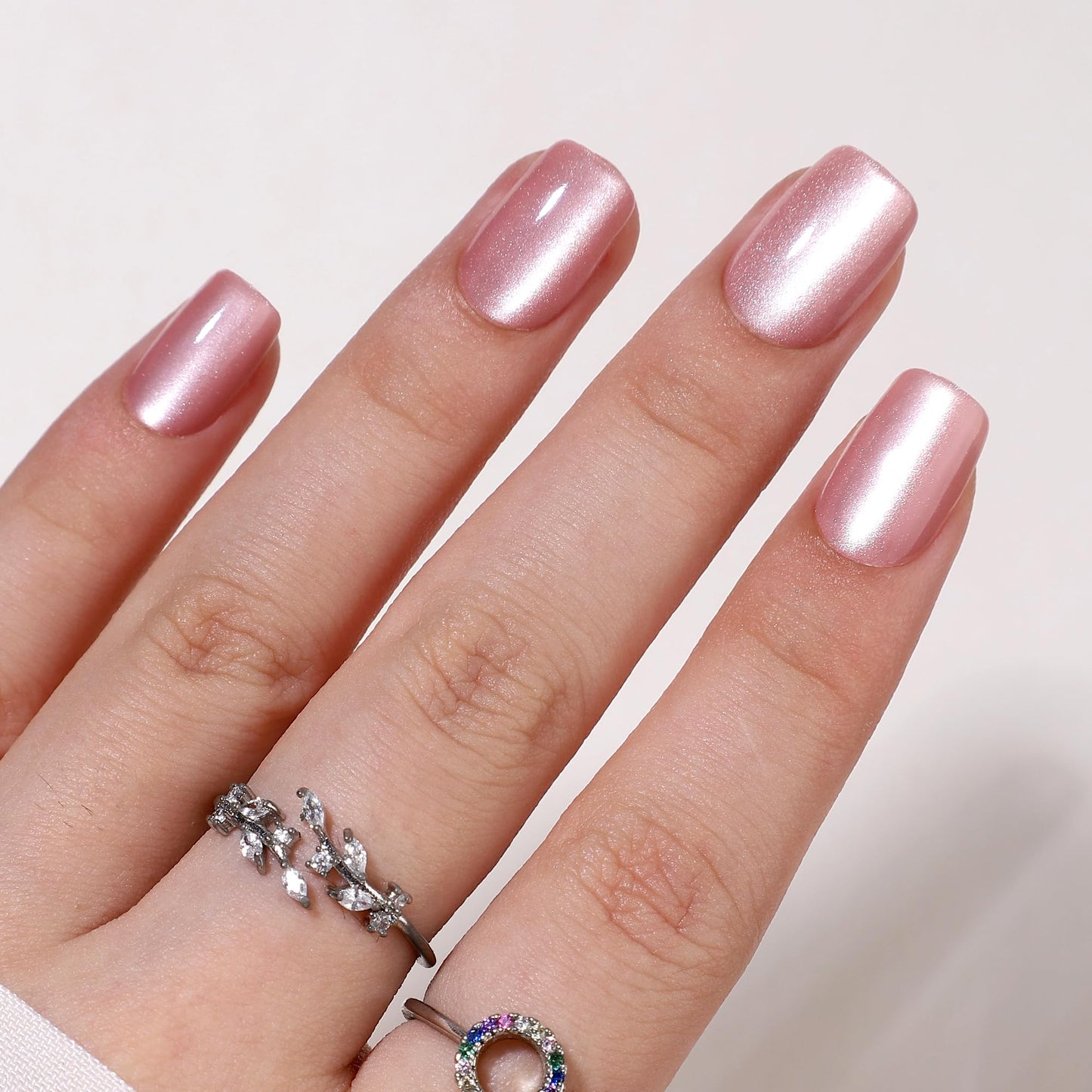 Hrnsnails Short Square Press On Nails, Glue On Nails Short Pink Fake Nails with Cat Eye Press On Nails Designs, Nails Press Ons Soft Gel False Nails, Artificial Nails Stick On Nails for Women