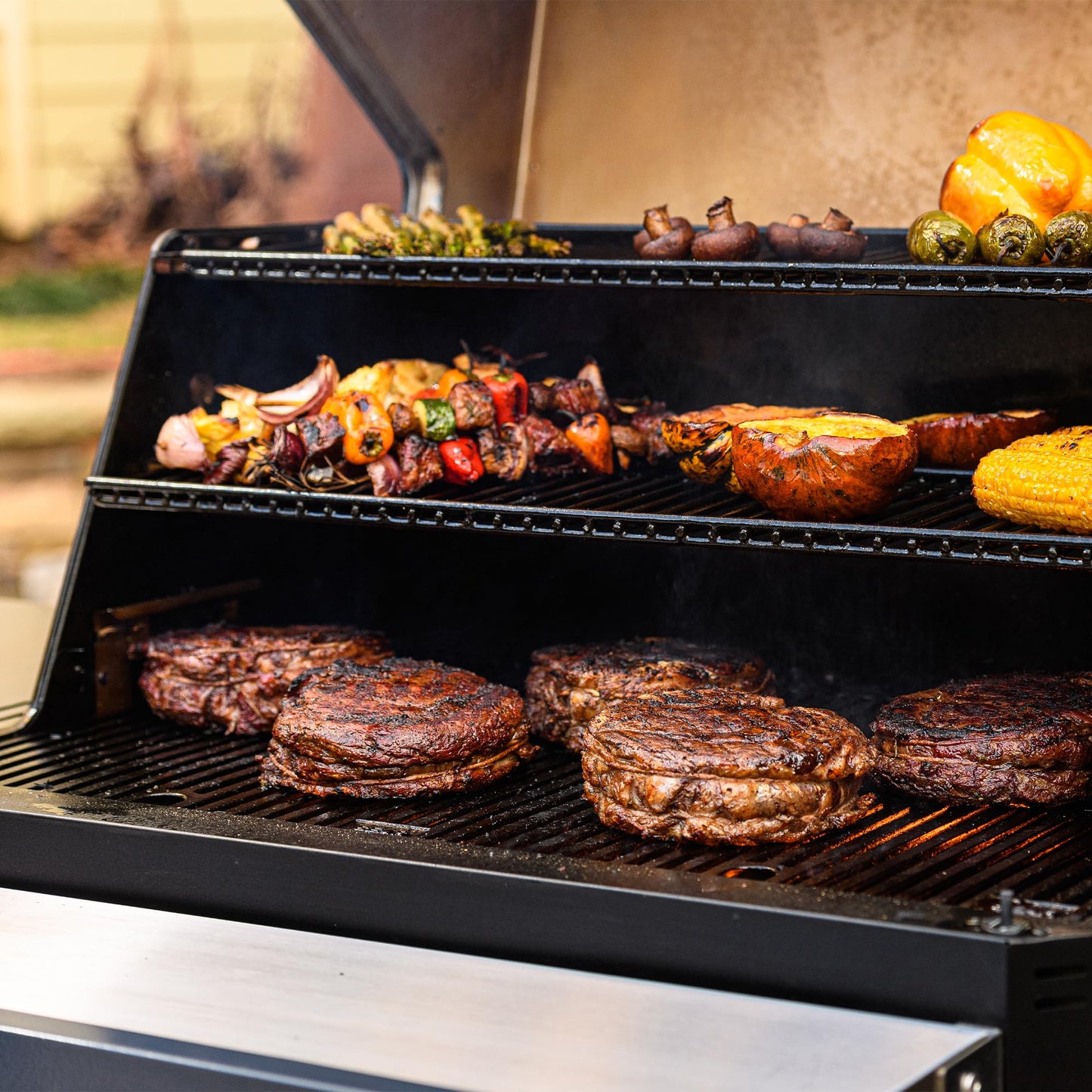 Masterbuilt® Gravity Series® 1050 Digital Charcoal Grill and Smoker with Digital Control, App Connectivity and 1,050 Cooking Square Inches in Black, Model MB20041220