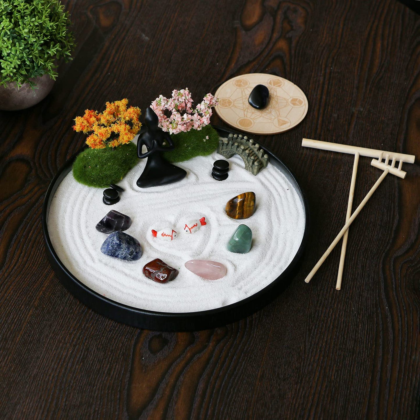 Zen Garden for Desk Tabletop Chakra Zen Healing Gifts Sand Tray Therapy Kit Set Japanese Decoration Crystal Quartz Rock Mini Garden Home Office Stress Relief Spiritual Decor Healing Gifts for Yoga