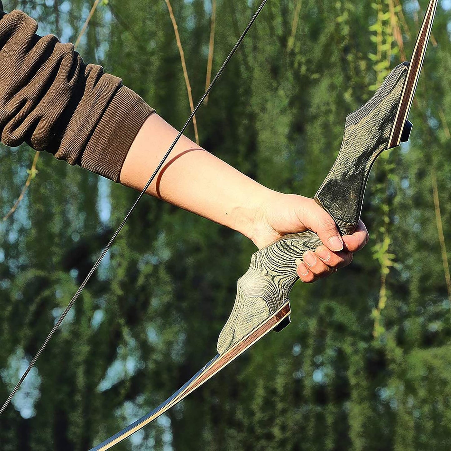 TOPARCHERY 60'' Archery Recurve Bow Takedown Bow Hunting Bow and Arrow Set Adult Target Practice Competition Survival Longbow Right Hand 30-50lbs with 6pcs Fiberglass Arrows (50lbs)